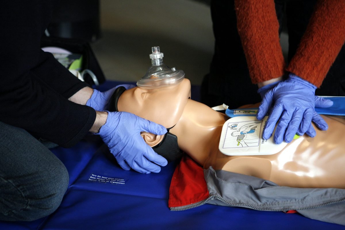 Tailored emergency response in a care institution
